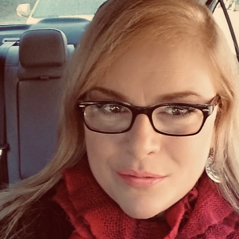 Meet your Posher, Liz